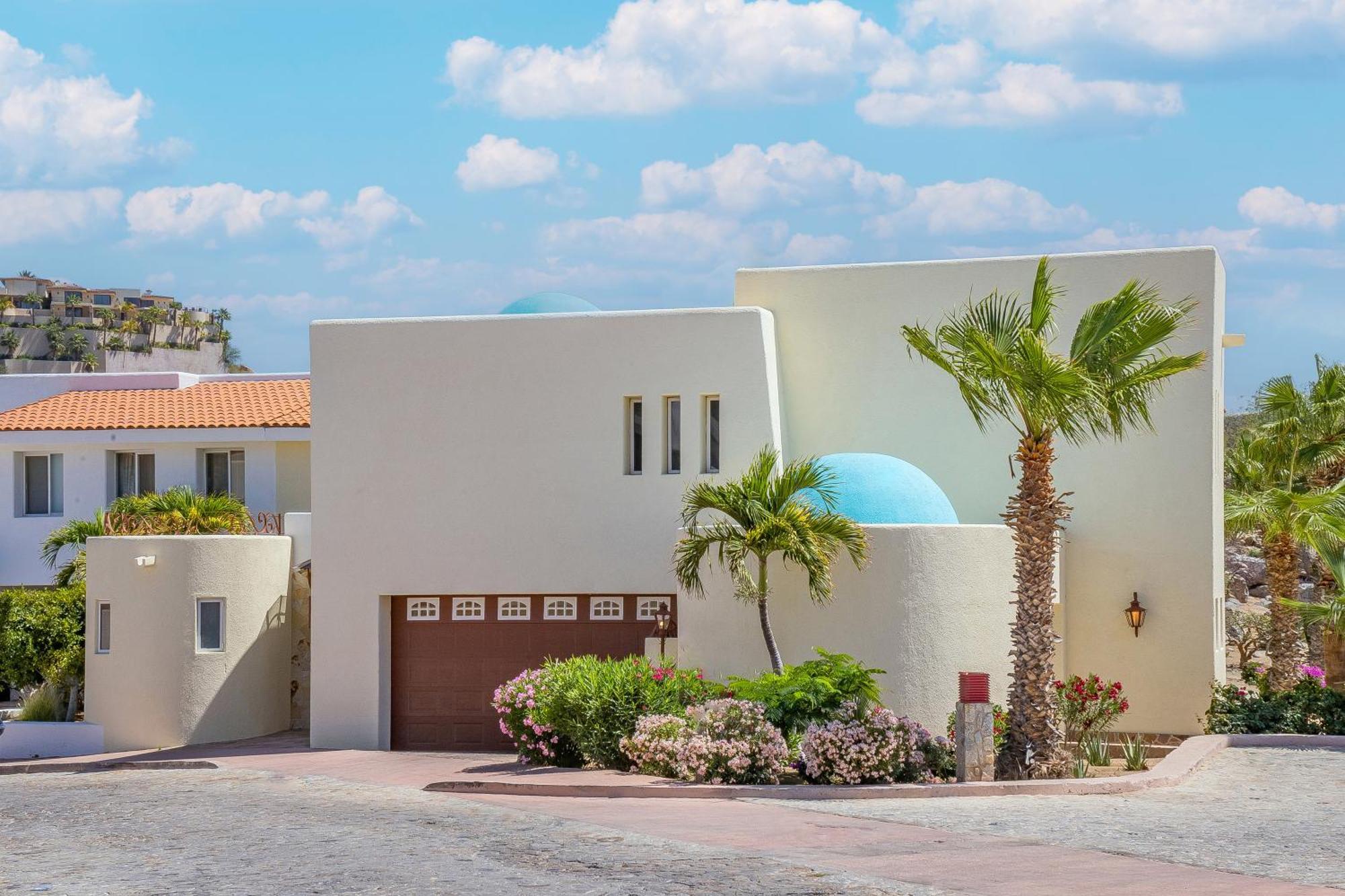 Villa De La Luz *