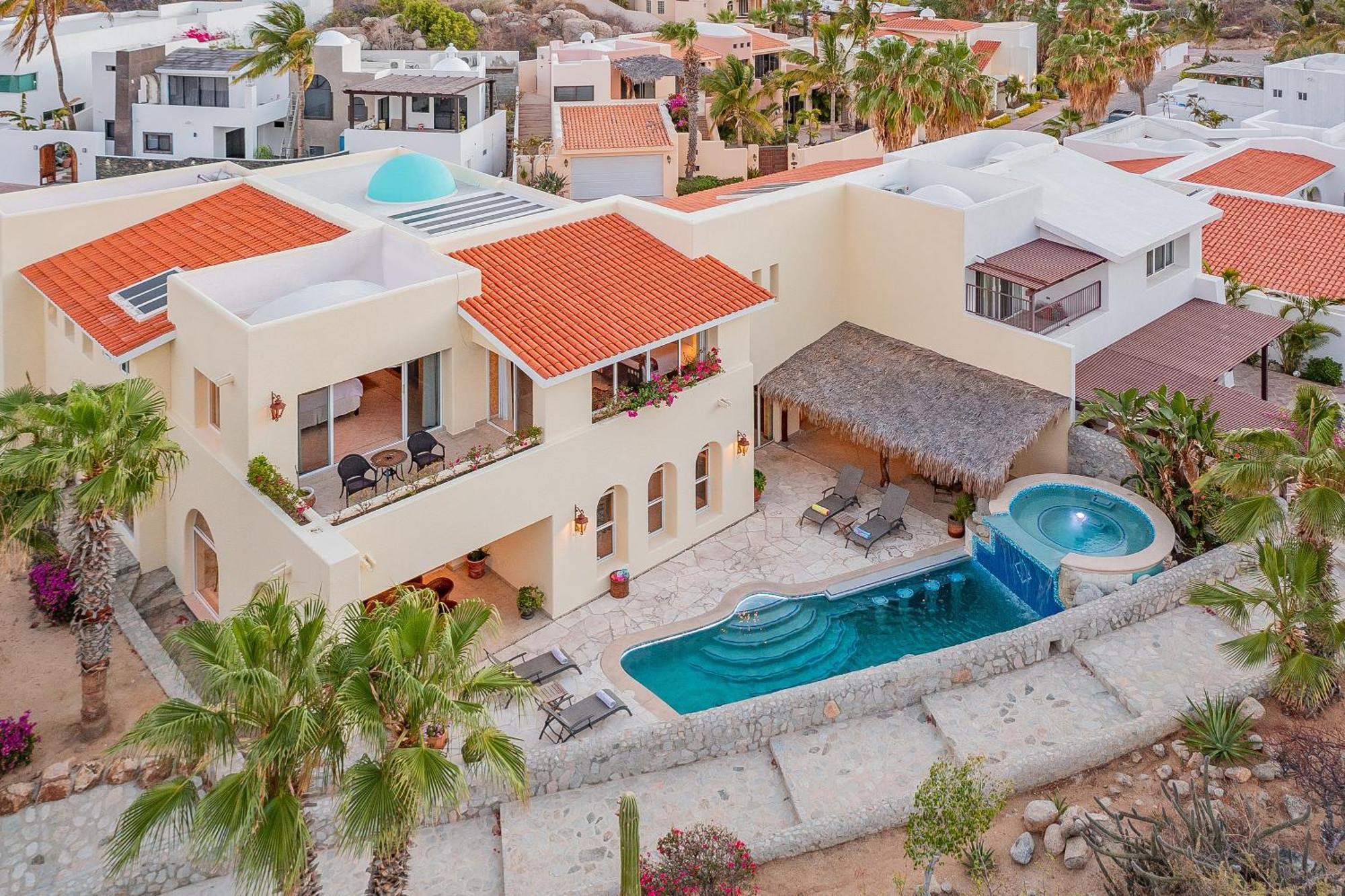Villa De La Luz